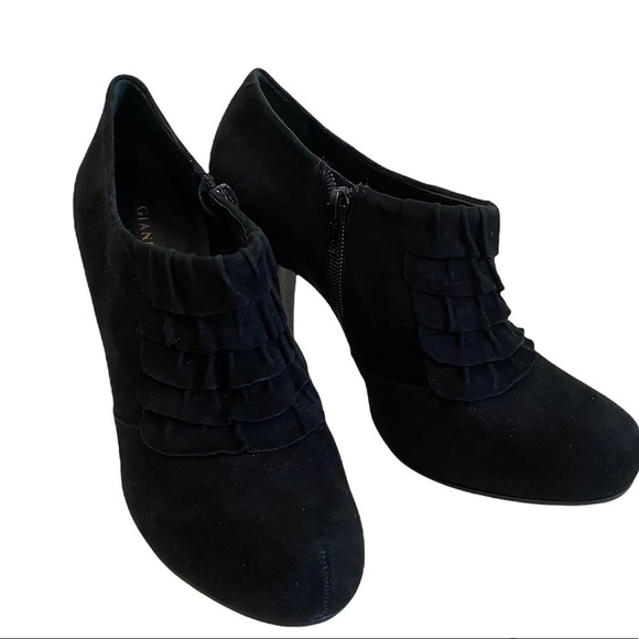 Gianni Bini Tula Hidden Platform Booties Heel Shoe Black Suede Sz 8.5 Ruffle - Picture 7 of 12